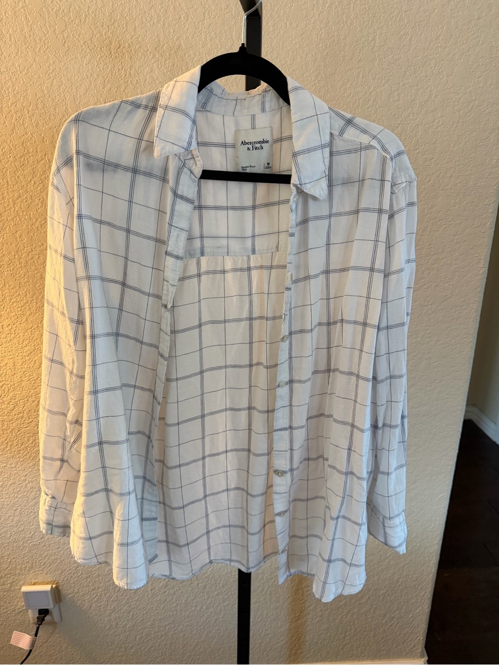 Abercrombie & Fitch White Plaid Windowpane Button-Down Shirt